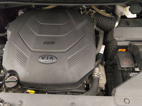 Used 2020 Kia Sedona LX FWD image 30