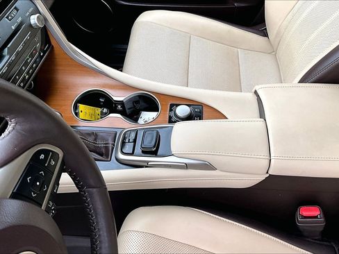 Used 2019 Lexus RX 350 AWD image 15