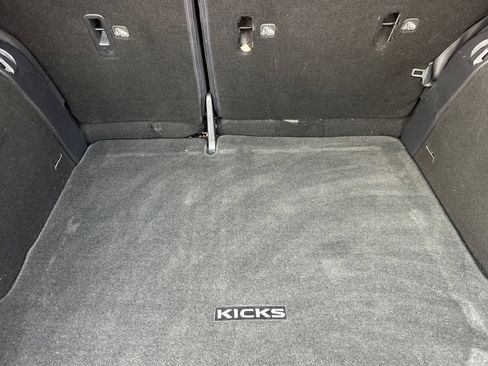 Used 2021 Nissan Kicks SR FWD image 15