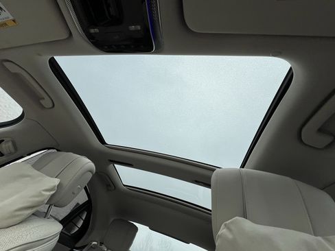 Certified 2023 Mercedes-Benz S 500 4MATIC image 29