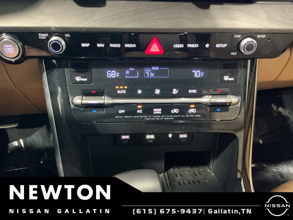 Used 2022 Kia Carnival EX FWD image 11