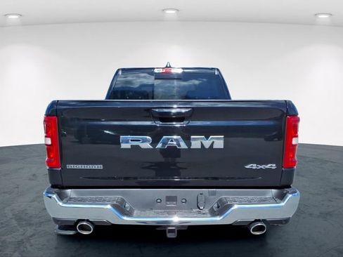 New 2026 RAM 1500 4x4 Crew Cab image 8