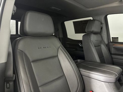Used 2024 GMC Sierra 1500 Denali w/ Denali Reserve Package AWD/4WD image 32