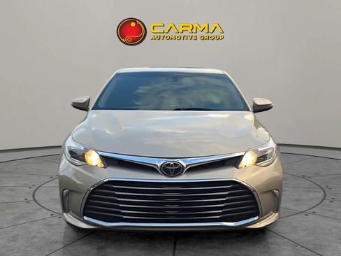 Used 2018 Toyota Avalon XLE Premium image 9