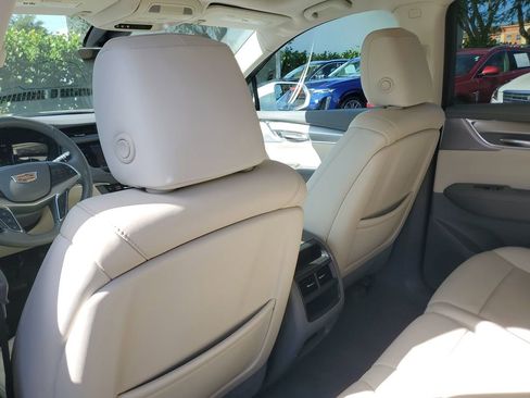 Used 2020 Cadillac XT5 Premium Luxury FWD image 14