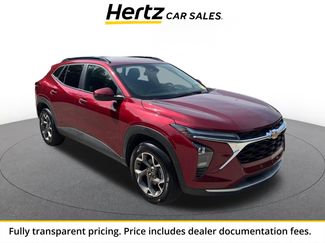 Used 2025 Chevrolet Trax LT FWD video 1