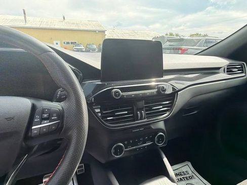 Used 2023 Ford Escape ST-Line Select AWD/4WD image 25