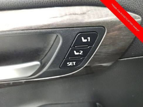 Used 2024 Toyota Highlander Limited AWD/4WD image 14