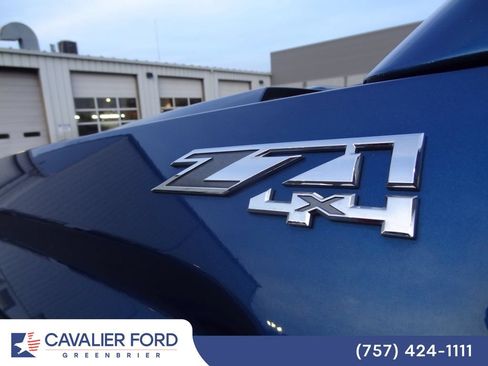 Used 2017 GMC Sierra 1500 SLT AWD/4WD image 13
