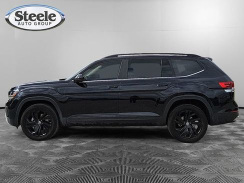 Used 2023 Volkswagen Atlas SE w/ Panoramic Sunroof Package AWD/4WD image 2