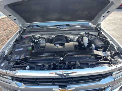 Used 2017 Chevrolet Silverado 1500 LT w/ All Star Edition AWD/4WD image 19