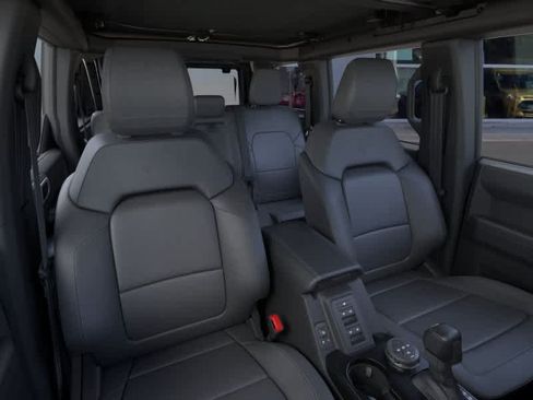 New 2026 Ford Bronco Outer Banks AWD/4WD image 10