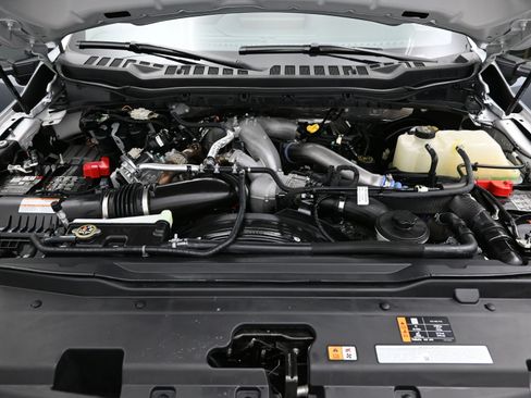 Used 2024 Ford F250 Lariat w/ Sport Appearance Package image 7