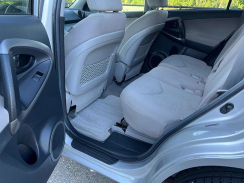 Used 2012 Toyota RAV4 4WD w/ Upgrade Value Pkg image 14