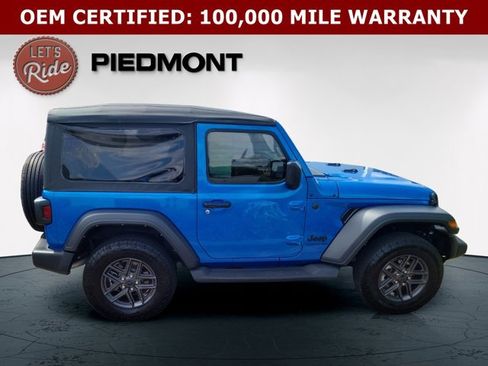 Certified 2025 Jeep Wrangler Sport AWD/4WD image 4