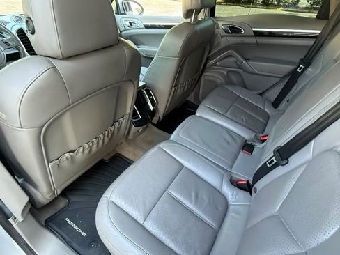 Used 2013 Porsche Cayenne AWD/4WD image 22