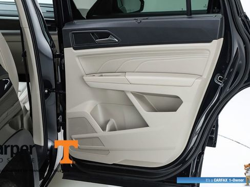 Used 2022 Volkswagen Atlas SE w/ Panoramic Sunroof Package image 30