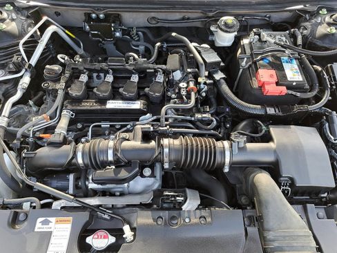 Used 2019 Honda Accord Sport image 31