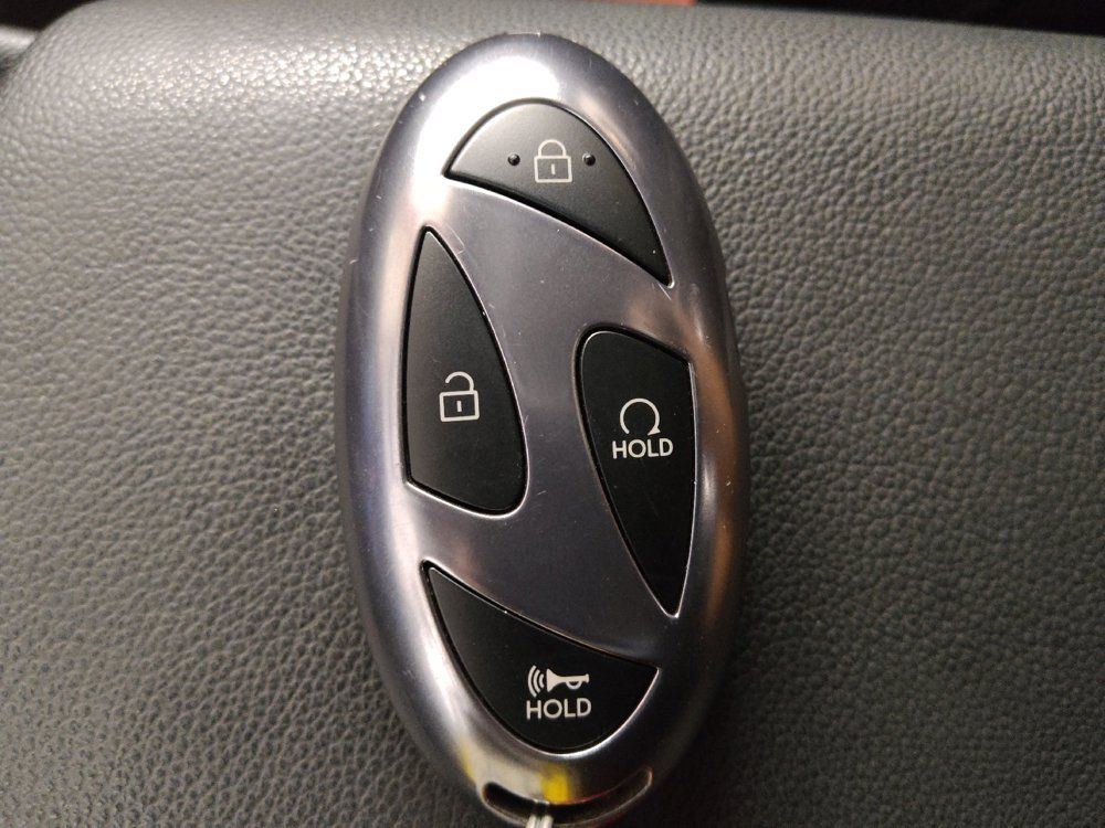 Used 2025 Hyundai Elantra SEL FWD image 32