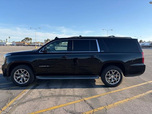 Used 2015 GMC Yukon XL SLT w/ Open Road Package AWD/4WD image 4