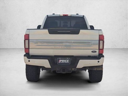 Used 2022 Ford F350 Platinum AWD/4WD image 6