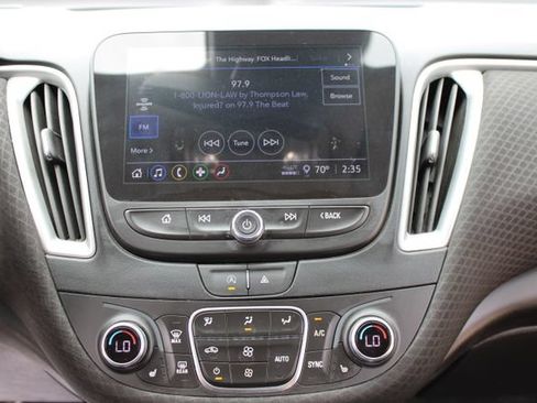 Used 2023 Chevrolet Malibu LT FWD image 21