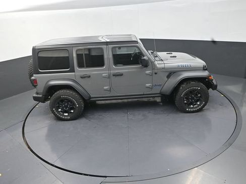 Used 2023 Jeep Wrangler Unlimited w/ Cold Weather Group AWD/4WD image 19