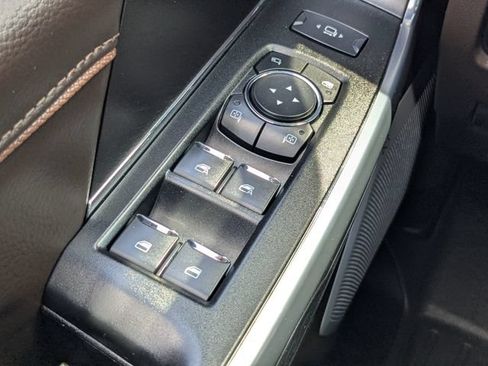 Used 2025 Ford F250 King Ranch w/ Chrome Package AWD/4WD image 23