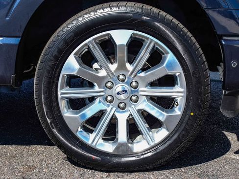 Used 2022 Ford F150 Limited image 7