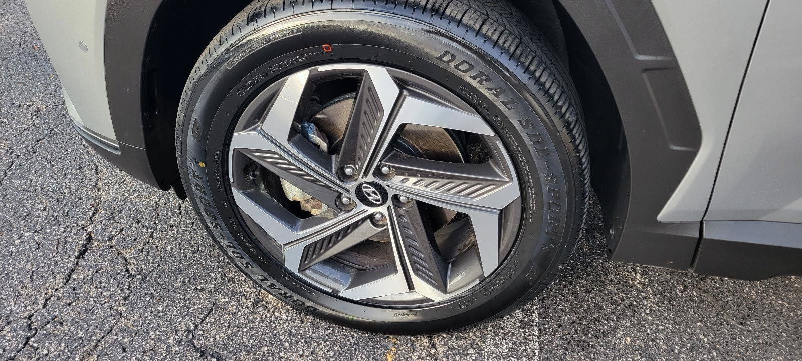 Used 2022 Hyundai Tucson Limited FWD image 13