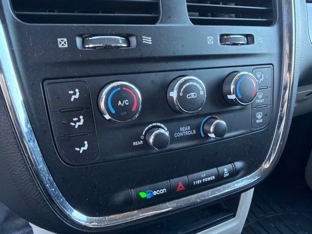 Used 2017 Dodge Grand Caravan SE w/ Power Window Group FWD image 10