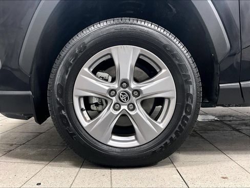 Used 2025 Toyota RAV4 XLE image 7