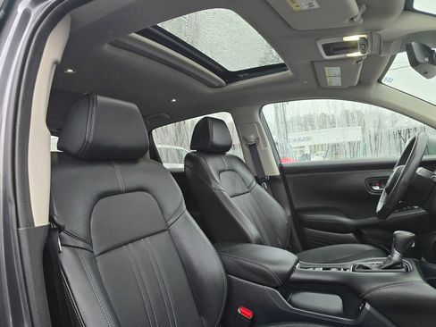 Used 2024 Honda HR-V EX-L image 12