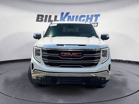Used 2025 GMC Sierra 1500 SLT w/ SLT Premium Plus Package AWD/4WD image 8