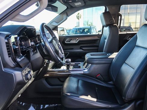 Used 2022 Chevrolet Silverado 1500 LT Trail Boss w/ Convenience Package II image 20