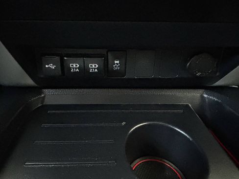 Used 2021 Toyota Tundra SR5 w/ SR5 Upgrade Package RWD image 22