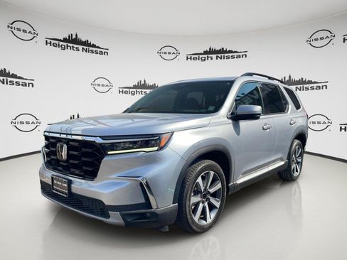 Used 2023 Honda Pilot Touring image 16