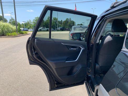 Used 2022 Toyota RAV4 TRD Off-Road w/ TRD Off-Road Weather Package AWD/4WD image 28