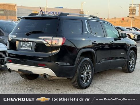 Used 2017 GMC Acadia SLT w/ LPO, Black Accent Package AWD/4WD image 6