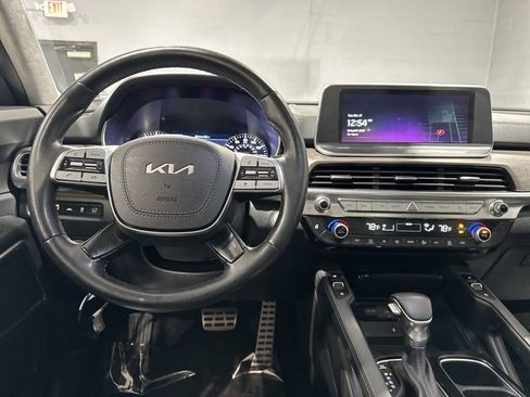 Used 2022 Kia Telluride SX w/ SX Prestige Package image 8