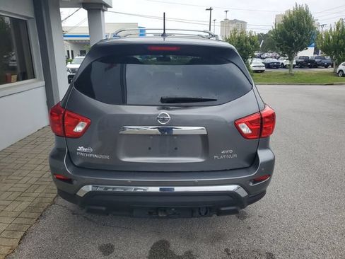 Used 2018 Nissan Pathfinder Platinum w/ Cargo Package AWD/4WD image 9