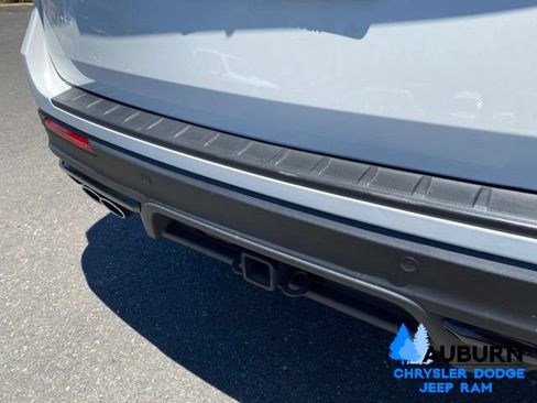 Used 2021 Ford Explorer ST w/ Equipment Group 401A AWD/4WD image 12