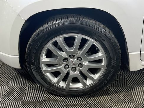 Used 2016 GMC Acadia Denali image 38