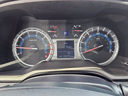 Used 2014 Toyota 4Runner Trail Premium AWD/4WD image 21