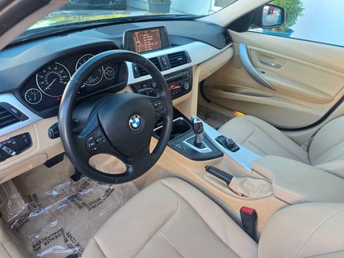 Used 2013 BMW 328i xDrive Sedan AWD/4WD image 9