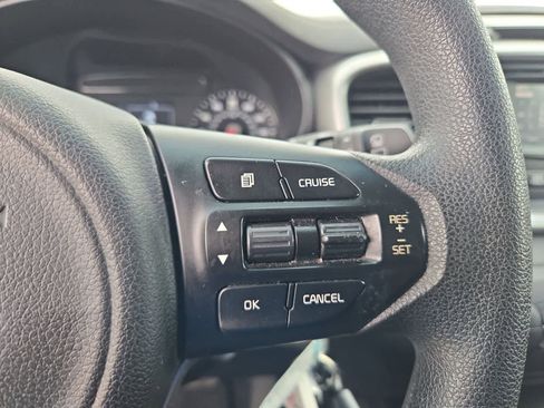 Used 2016 Kia Sorento FWD image 22
