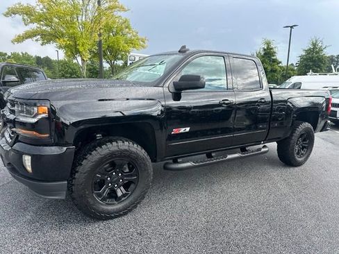 Used 2018 Chevrolet Silverado 1500 LT w/ Midnight Edition AWD/4WD image 1