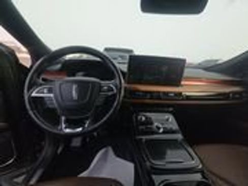 Used 2022 Lincoln Nautilus Reserve image 7