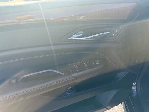 Used 2014 Cadillac SRX Luxury image 15