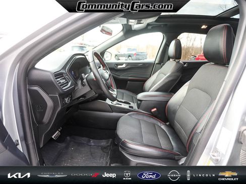 Used 2023 Ford Escape ST-Line Select w/ Tech Pack #2 image 12